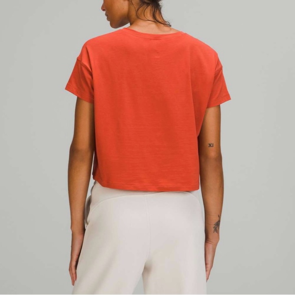 Lululemon Cates Tee - Picture 2 of 4